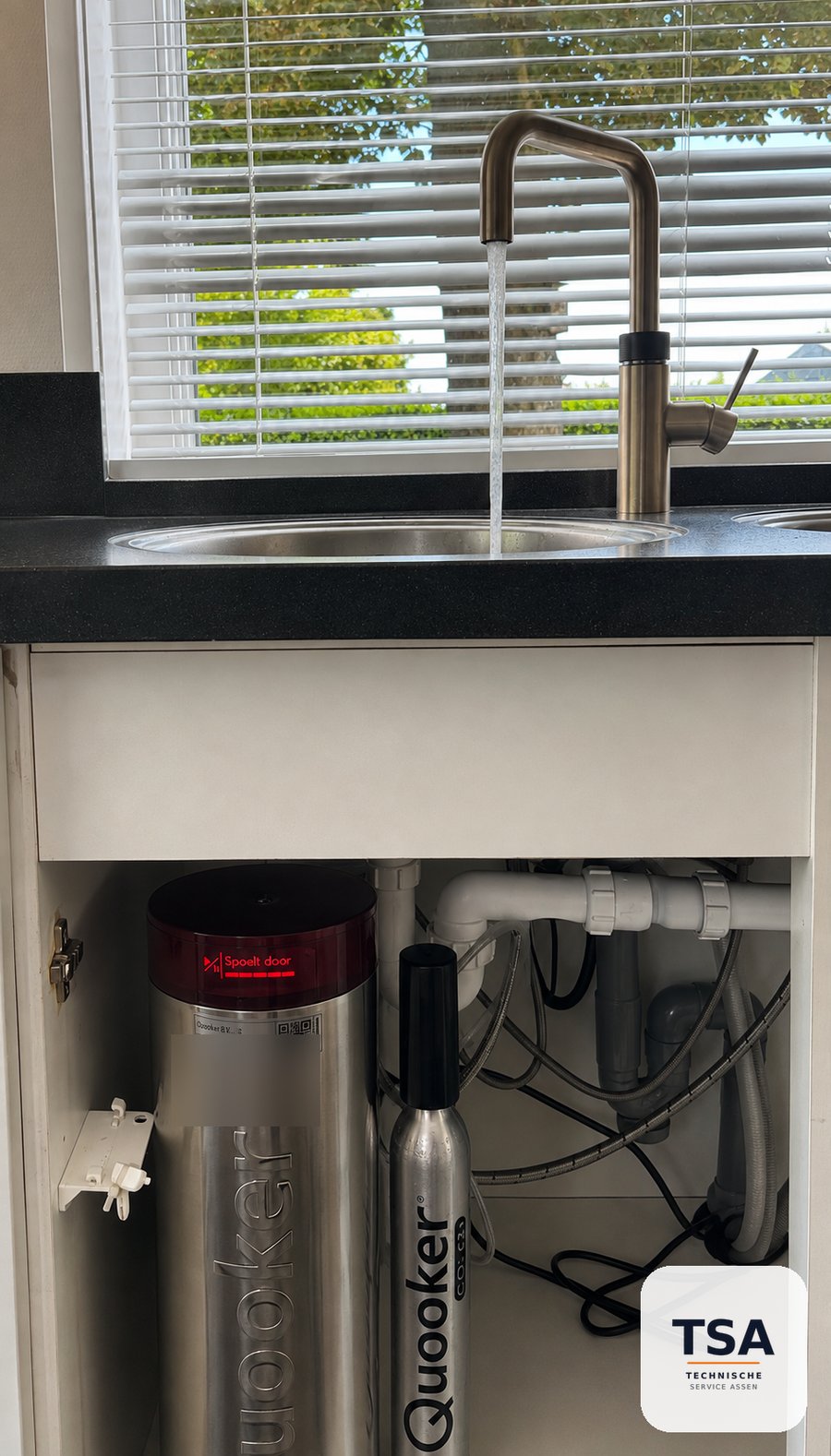 Quooker Flex Square (messing patina) met Cube in Grolloo